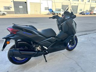 Yamaha Xmax 300 Scooter