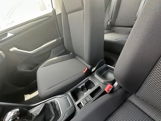 Volkswagen T-Roc 2024