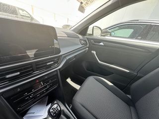 Volkswagen T-Roc 2024