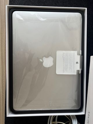 MacBook Air 13 2017 Plata 121GB
