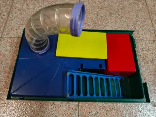 Jaula para hámster con accesorios