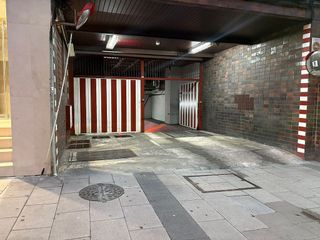 Garaje en venta en Cuatro Caminos - Plaza de la Cubela en Coruña (A)