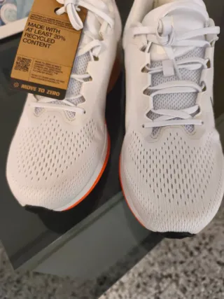 Zapatillas Nike Air Zoom blancas y naranjas Nuevas