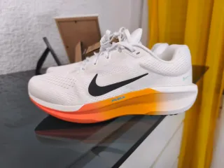 Zapatillas Nike Air Zoom blancas y naranjas Nuevas
