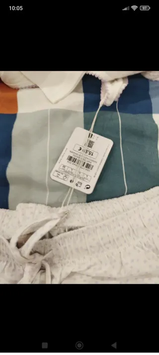 Pijama corto tirantes y pantalón puntos