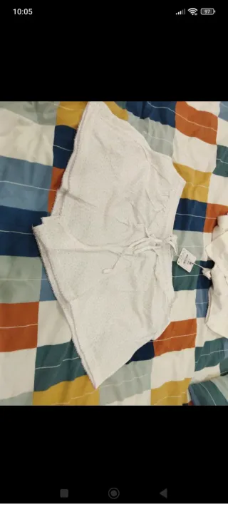 Pijama corto tirantes y pantalón puntos