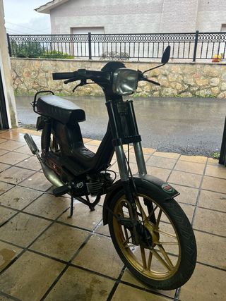 Derbi Variant Start