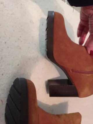 Botines marrones de ante