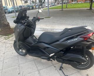 Yamaha Xmax 125 Negra Mate 26/12/23 1265 KM