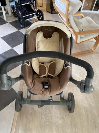 Carrito Bebé con Huevito Adaptable Coche