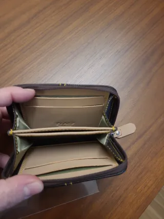 Cartera/Tarjetero El Potro Negro y Beige