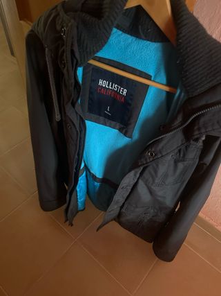 Chaqueta Hollister Impermeable gris de la talla L