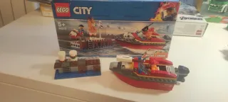 Lego City 60213 Barco Bomberos