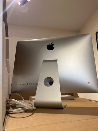 iMac 21.5 2017 Intel i5 8GB RAM SSD