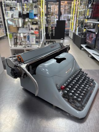 Máquina de Escribir Hispano Olivetti Lexicon 80