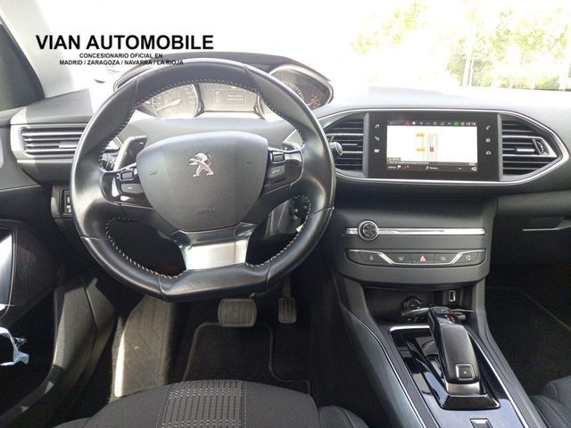 Peugeot 308 1.2 PureTech 130cv EAT8 Allure
