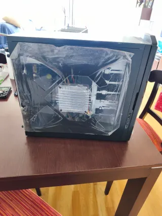 Torre Ordenador NZXT Negra