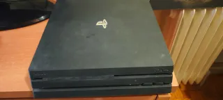 PS4 Pro Sony Nero con Accessori