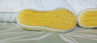 Zapatillas Le Coq Sportif Amarillas