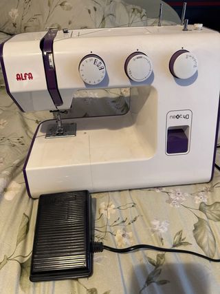 Máquina de coser Alfa Next40