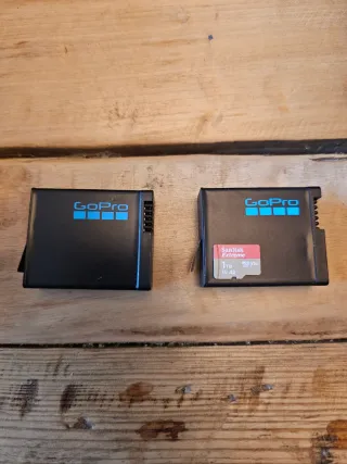 GoPro HERO 13 Black+2 baterías+SD 1 TB+accesorios