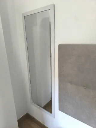 Cabezal dormitorio gris + 2 colchones 90x1.90