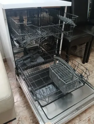 Lavavajillas OK. Blanco Urge su venta,