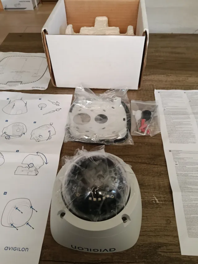 Cámara Vigilancia Avigilon Alta Calidad Nueva