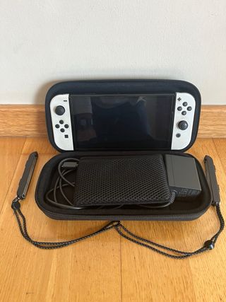 Nintendo Switch OLED Blanca + Juegos y Accesorios
