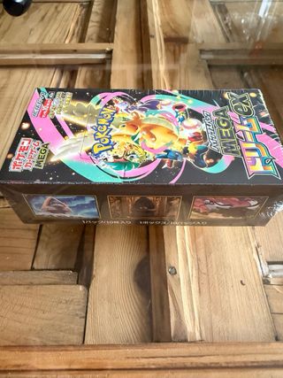Caja Pokémon Mega Dream EX sellada