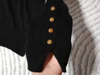 Jersey Zara negro botones manga