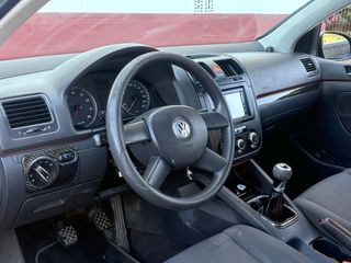 ✅Volkswagen Golf 2005✅