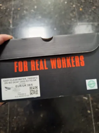 Zuecos de trabajo Kingsman blancos