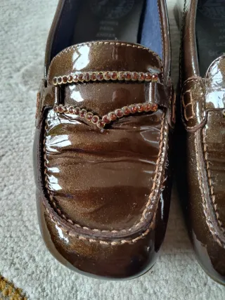 Mocasines charol marrón El Corte Inglés T.36