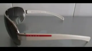 Gafas de sol originales.