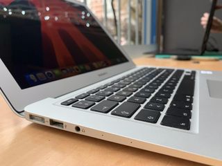 MacBook Air 2015 Intel Core i5 @1.6GHz 8GB 128SSD