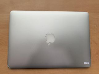 MacBook Air 2015 Intel Core i5 @1.6GHz 8GB 128SSD