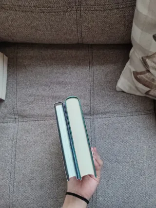 El Beso Secreto De La Oscuridad Cuentos para pensa