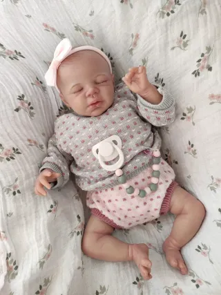 Muñeca Bebé Reborn con chupete
