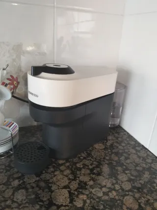 Rebaja Cafetera Nespresso Vertuo Pop