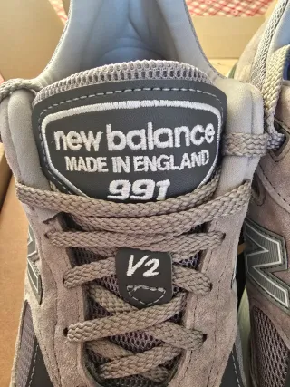 New Balance 991 v2