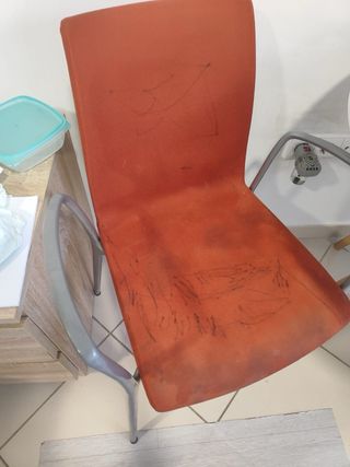 Limpieza de sofá, colchón Y tapicerías de coche