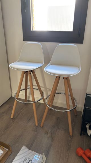 2 Taburetes Altos Cocina Madera y Blanco