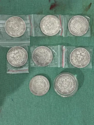 Lote 8 Monedas Plata Fuerte 5 bolivares Venezuela