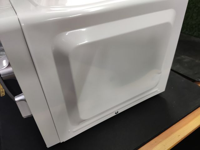 Cecotec Microondas ProClean 2010 700W