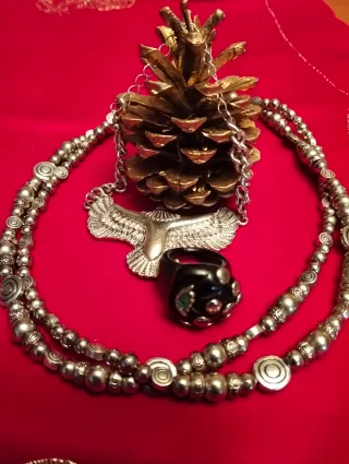 Lote bisutería collar,pulsera y anillo