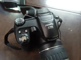 Cámara Fujifilm FinePix S5600 Digital