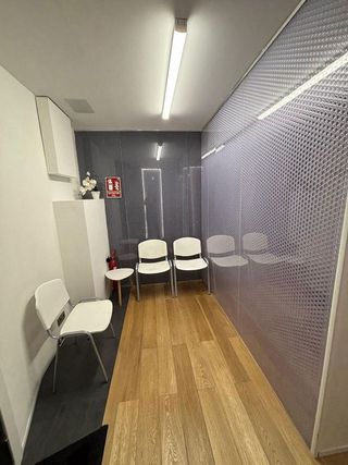 Oficina en venta en Ermitagaña - Mendebaldea en Pamplona