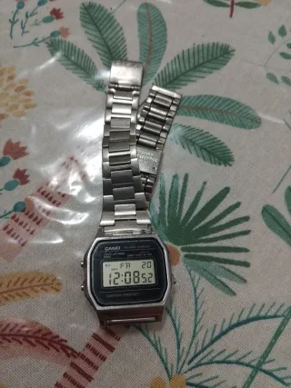 Reloj Casio Digital Plata