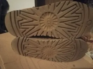 Botas UGG plataforma marrones ultra mini